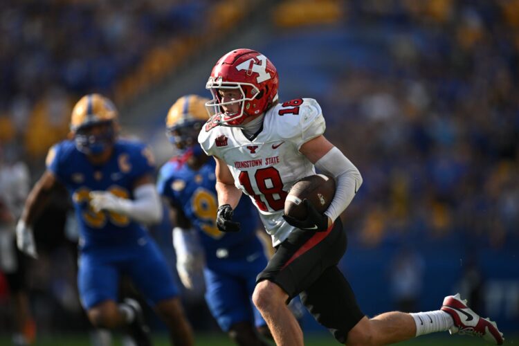 Traugh shines, defense falters as YSU gets thumped by Pitt 73-17
